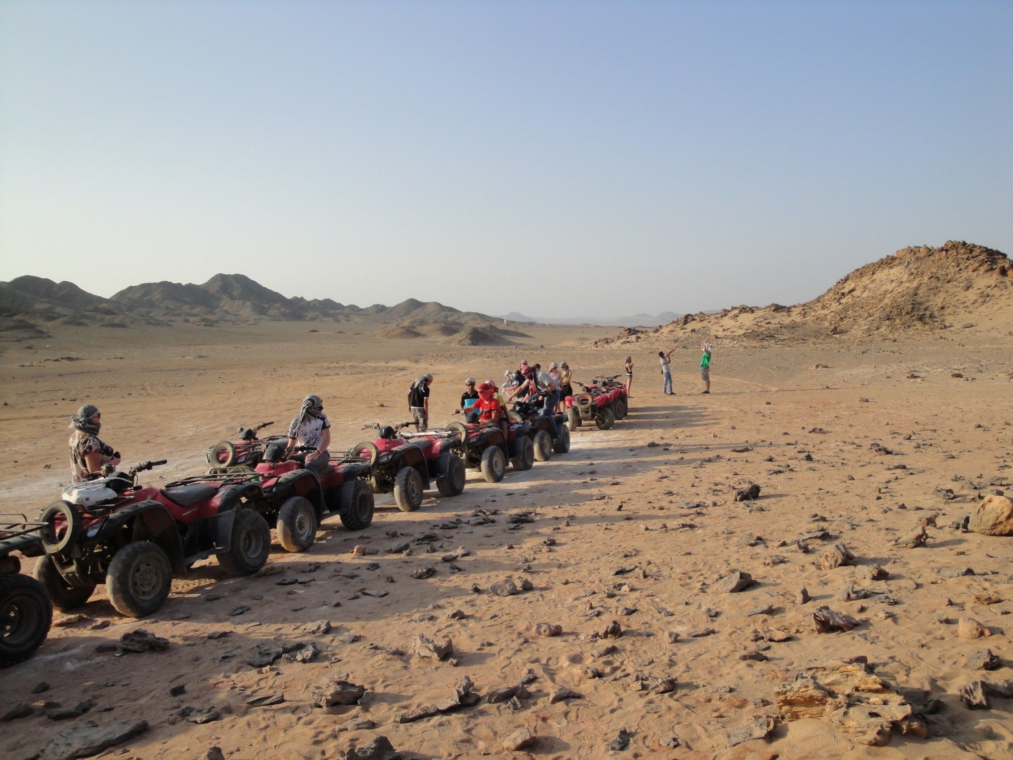 Hurghada ! Wycieczki 10SUPER SAFARI QUADAMI (41€)